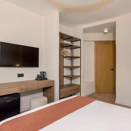Hotel Zeus Ydoria 4*